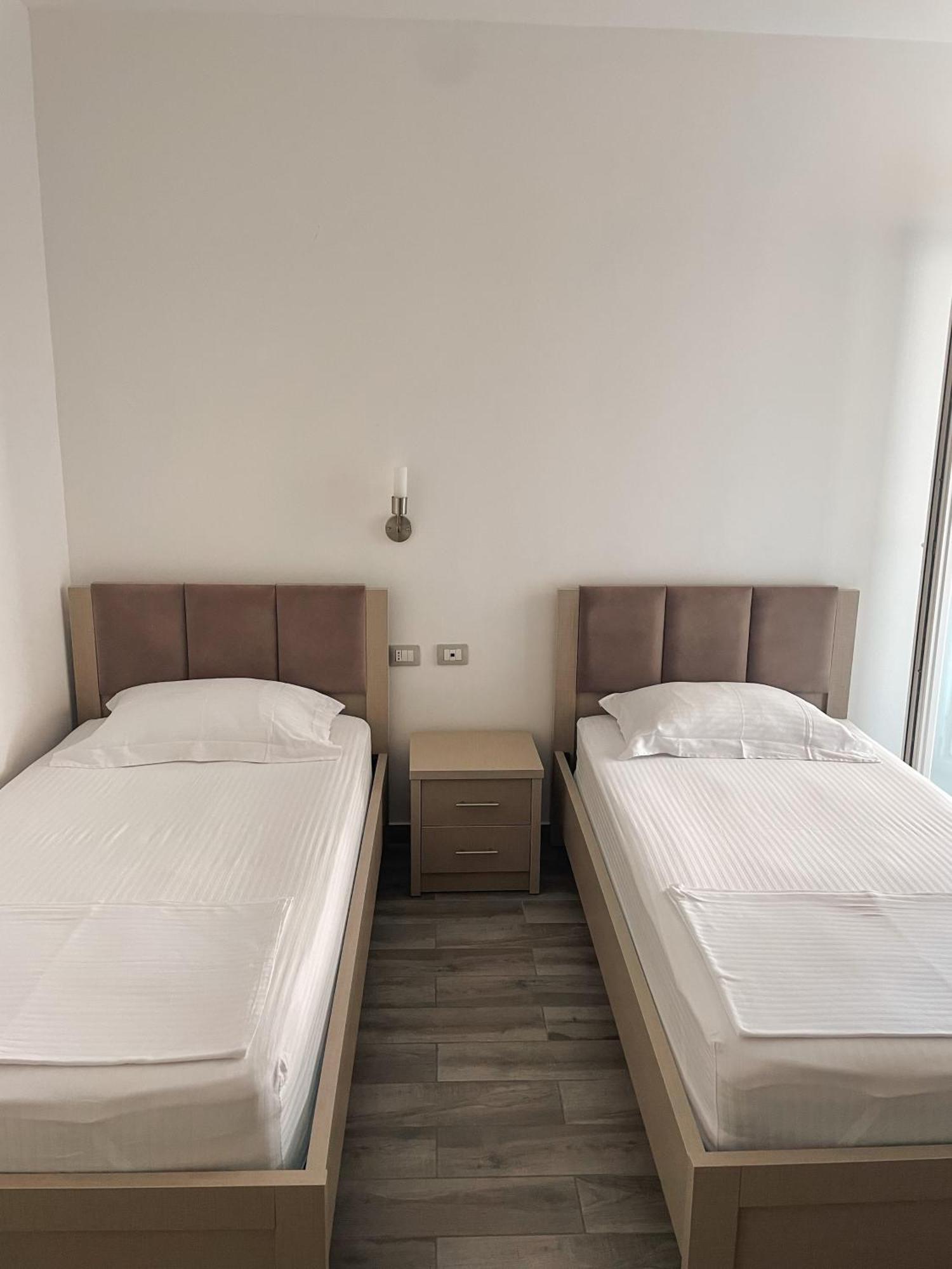 Aqua Holiday Apartments Vlorë Habitación foto